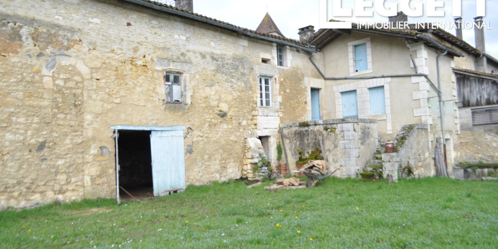 maison à MAREUIL (24340)
