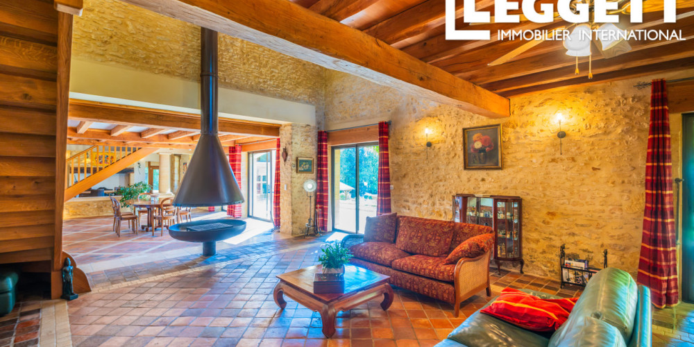 maison à SARLAT LA CANEDA (24200)
