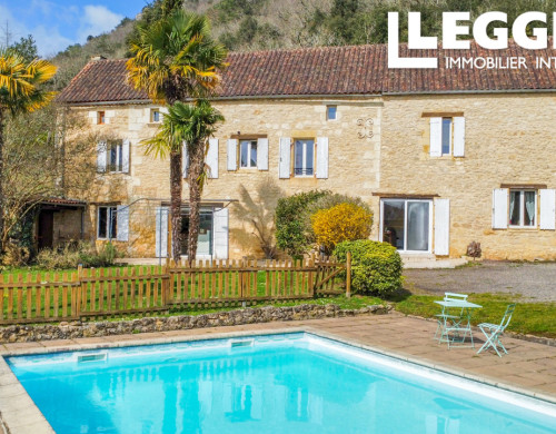 maison  SARLAT LA CANEDA