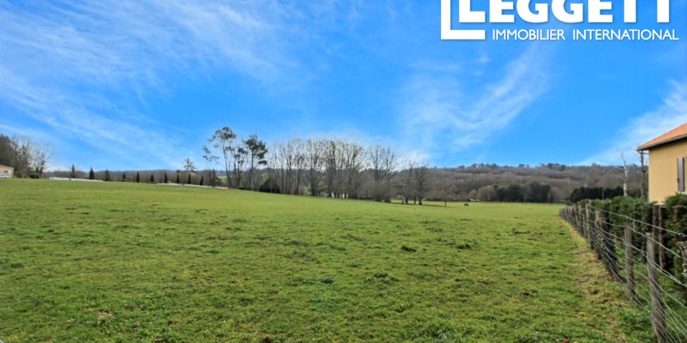 terrain à BEAUREGARD ET BASSAC (24140)
