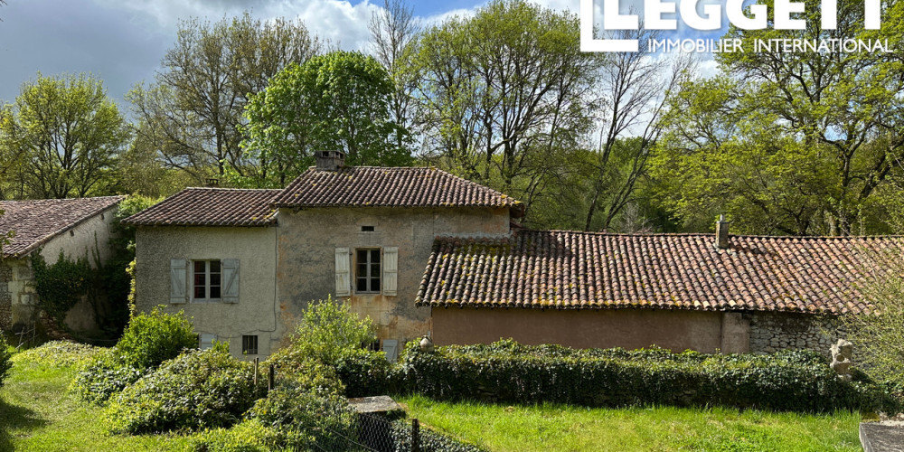 maison à LA TOUR BLANCHE (24320)
