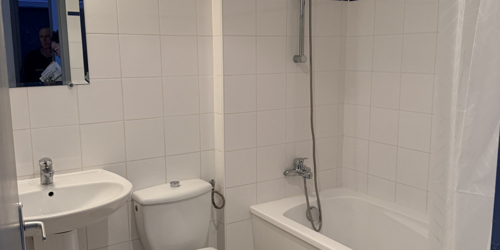 appartement à LA ROCHE CHALAIS (24490)