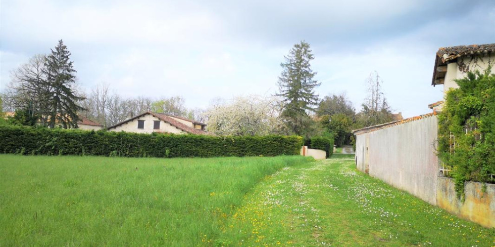 terrain à PLAISANCE (24560)