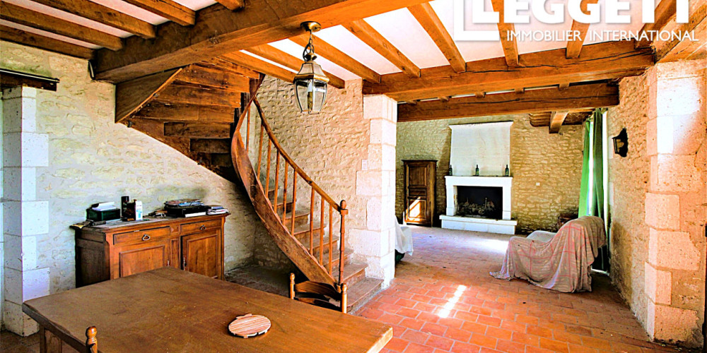 maison à CHERVAL (24320)