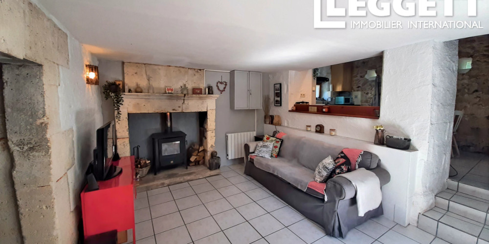 maison à LA TOUR BLANCHE (24320)