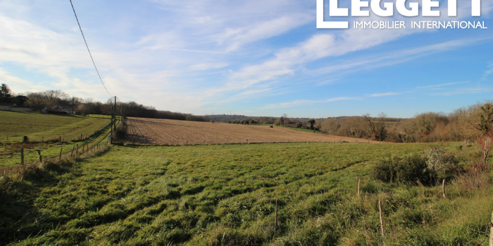 terrain à CAUSE DE CLERANS (24150)