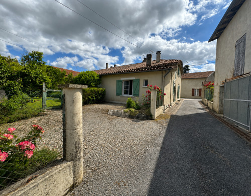 maison  ST AULAYE PUYMANGOU