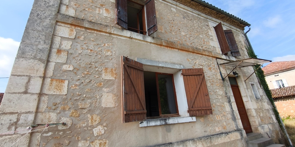 maison à BEAURONNE (24400)