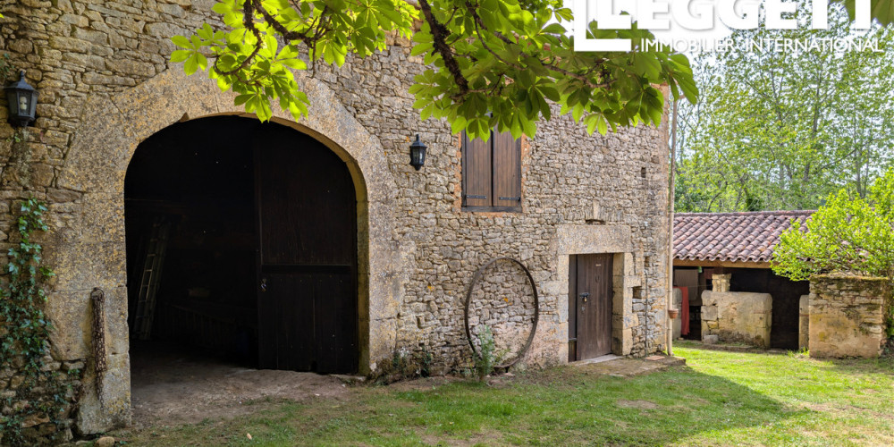 maison à ST CERNIN DE L HERM (24550)