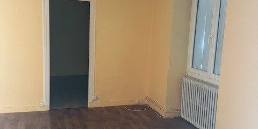 appartement à SARLAT LA CANEDA (24200)