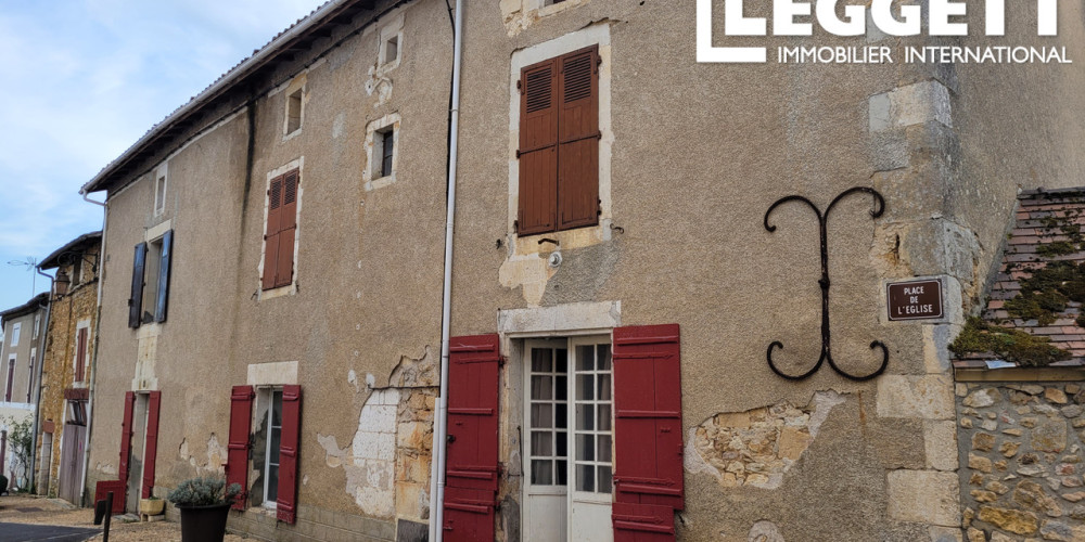 maison à MILHAC DE NONTRON (24470)