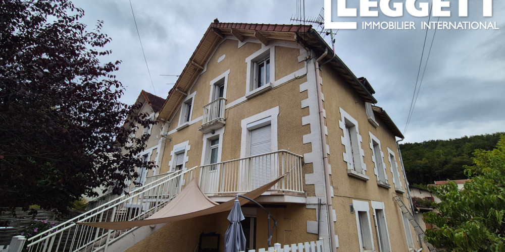 immeuble à TRELISSAC (24750)