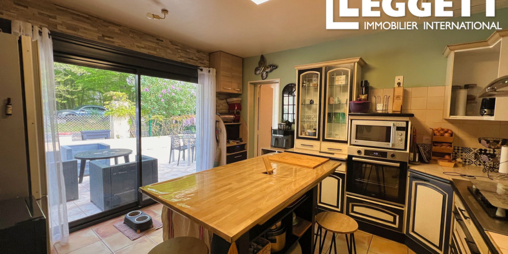 maison à MENSIGNAC (24350)