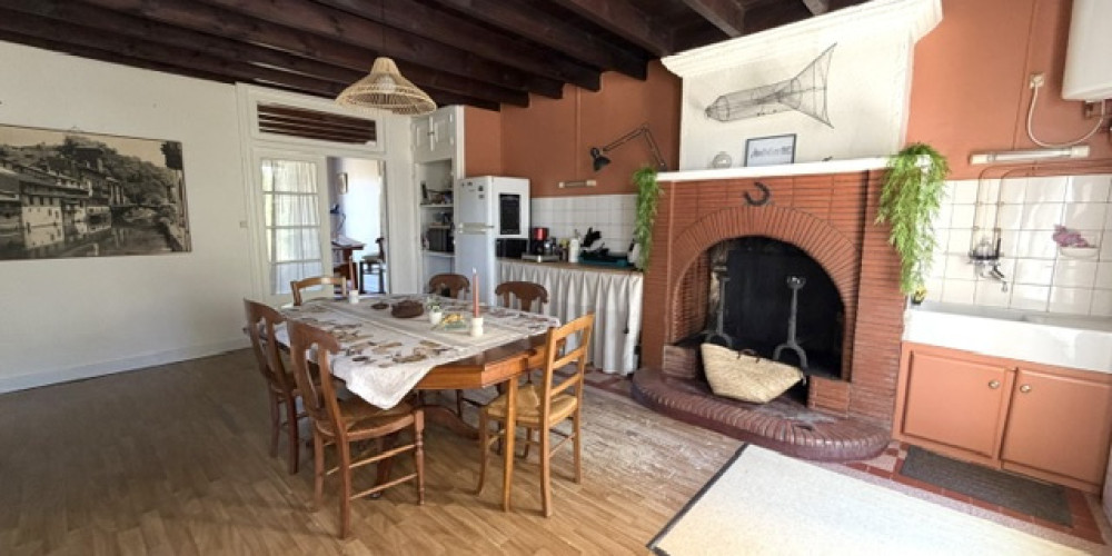 maison à PARCOUL CHENAUD (24410)