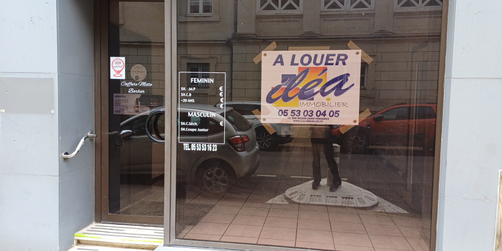 local commercial à PERIGUEUX (24000)