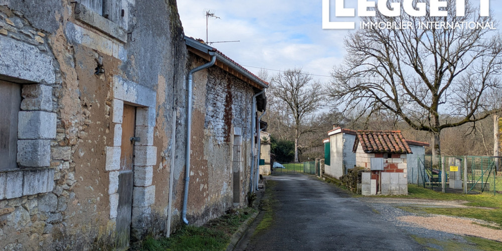 maison à ST PIERRE DE COLE (24800)