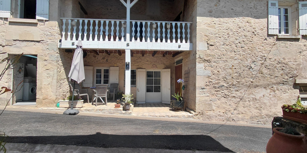 maison à CHATEAU L EVEQUE (24460)
