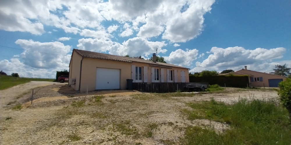 maison à LA CHAPELLE GONAGUET (24350)
