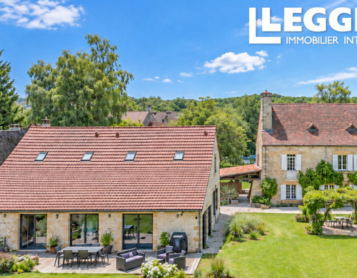 maison  ST CYPRIEN