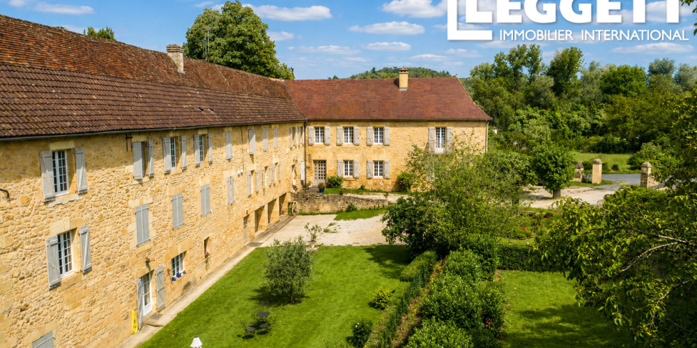 maison à SARLAT LA CANEDA (24200)