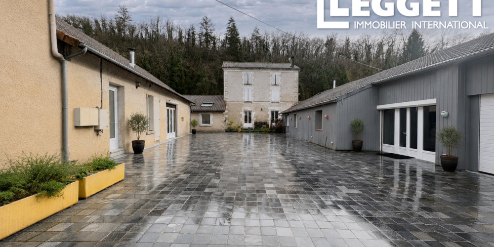 maison à NONTRON (24300)