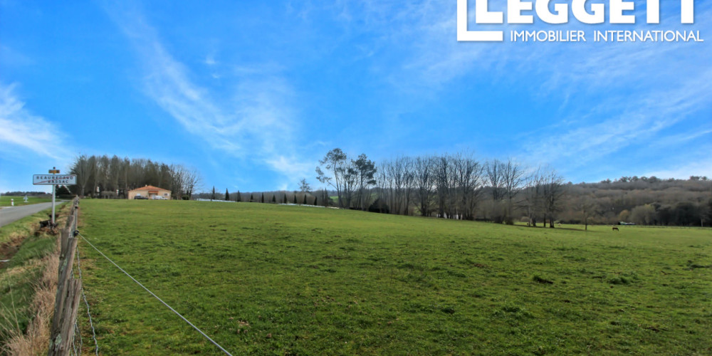 terrain à BEAUREGARD ET BASSAC (24140)