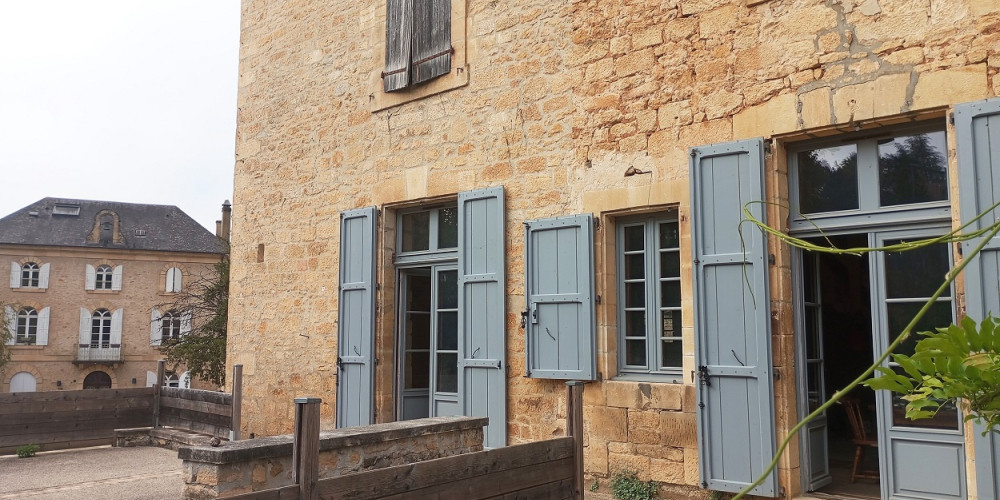 maison à SARLAT LA CANEDA (24200)