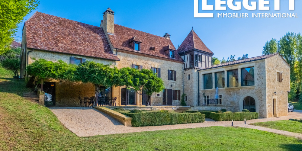 maison à SARLAT LA CANEDA (24200)
