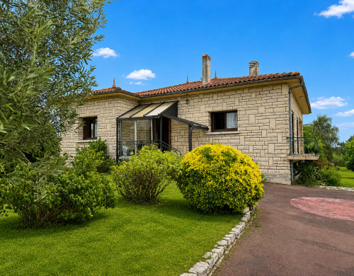 maison  LA ROCHE CHALAIS