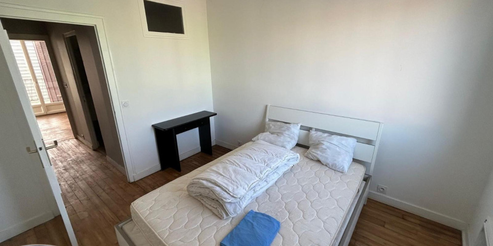 appartement à VILLETOUREIX (24600)