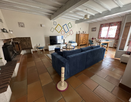maison  LA ROCHE CHALAIS