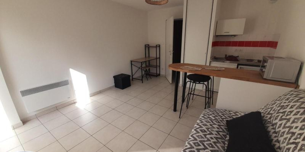 appartement à CHAMPCEVINEL (24750)