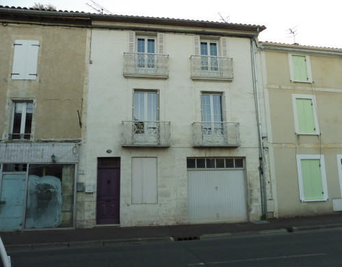 maison  RIBERAC