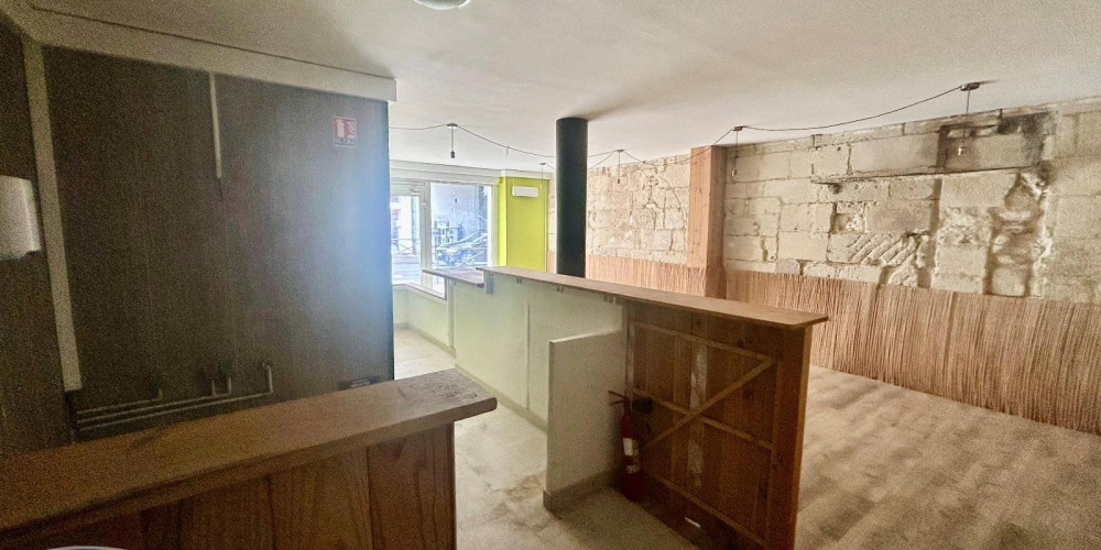 local commercial à PERIGUEUX (24000)