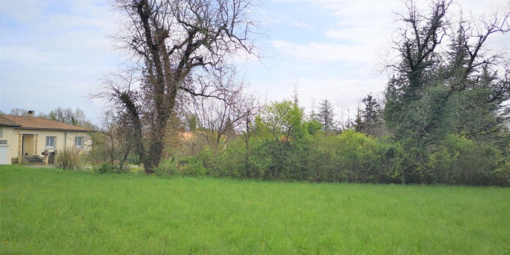 terrain à PLAISANCE (24560)