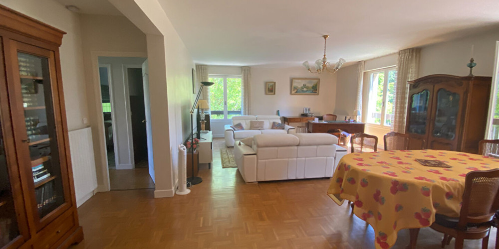 appartement à SARLAT LA CANEDA (24200)