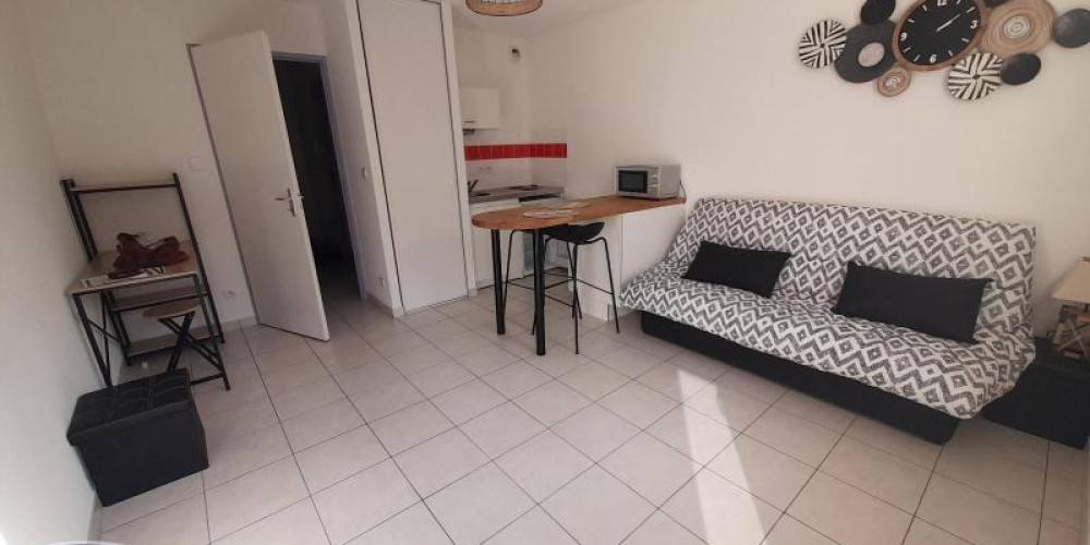 appartement à CHAMPCEVINEL (24750)