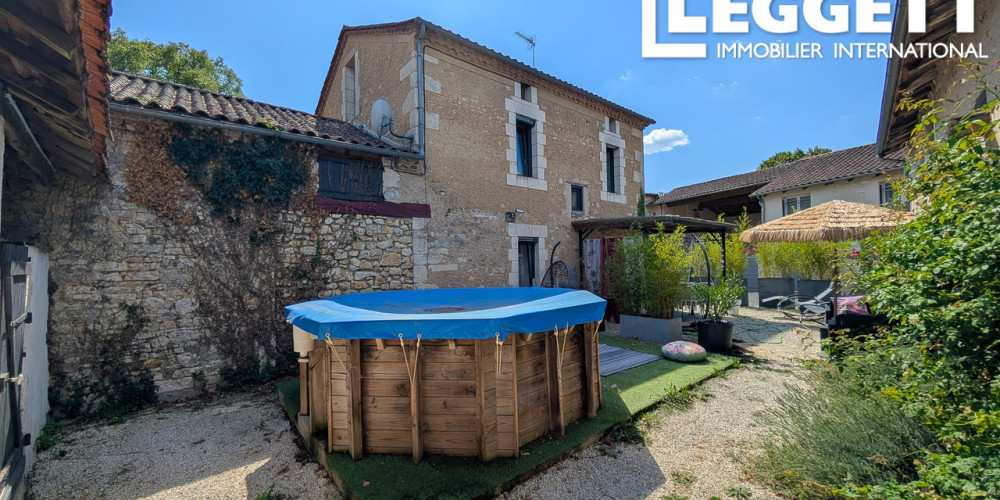 maison à VAUNAC (24800)