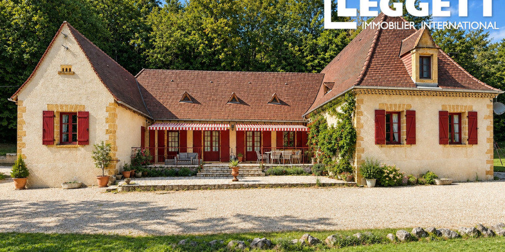 maison à CASTELS (24220)