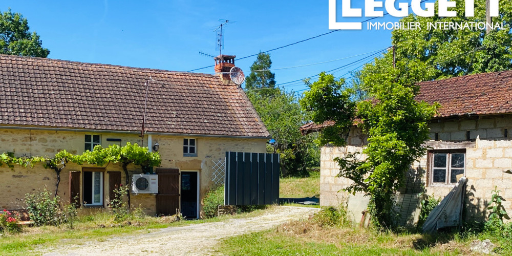 maison à LA CHAPELLE AUBAREIL (24290)