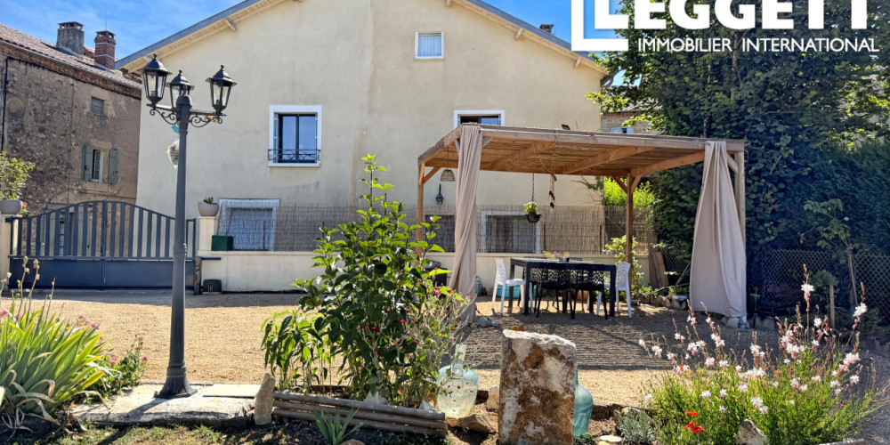 maison à NANTHEUIL (24800)