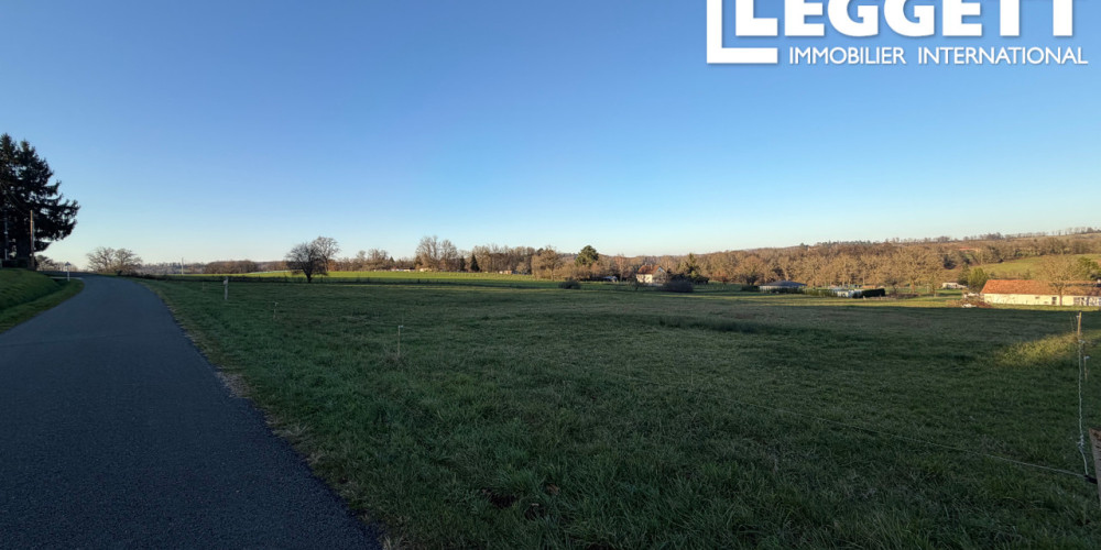 terrain à THIVIERS (24800)