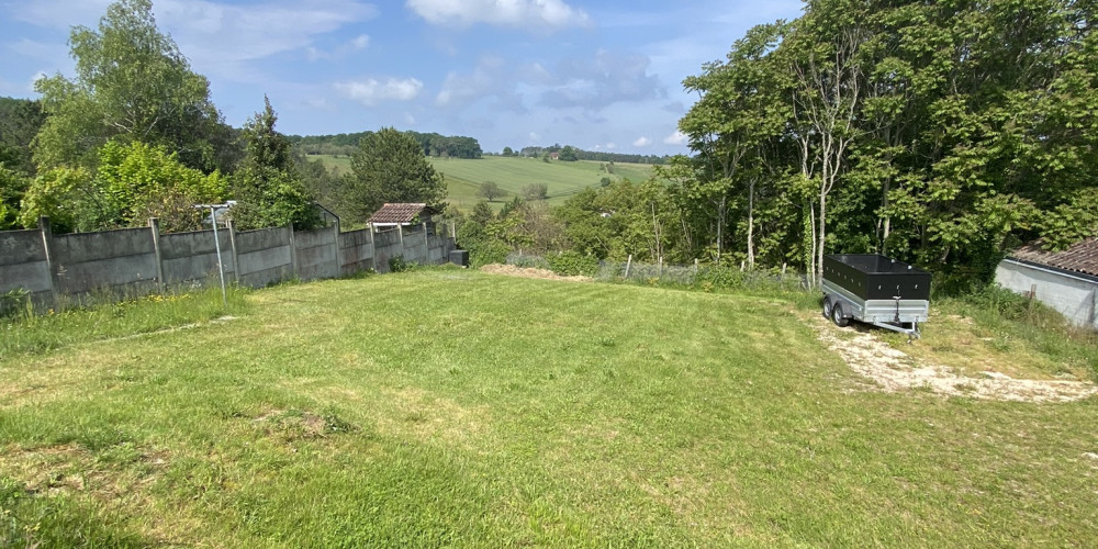 maison à ST PIERRE DE CHIGNAC (24330)