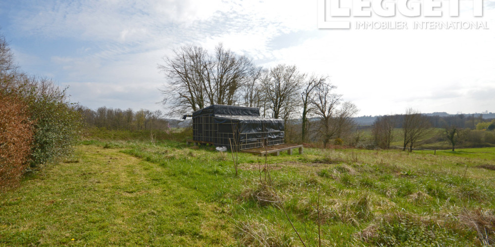 terrain à BADEFOLS D ANS (24390)