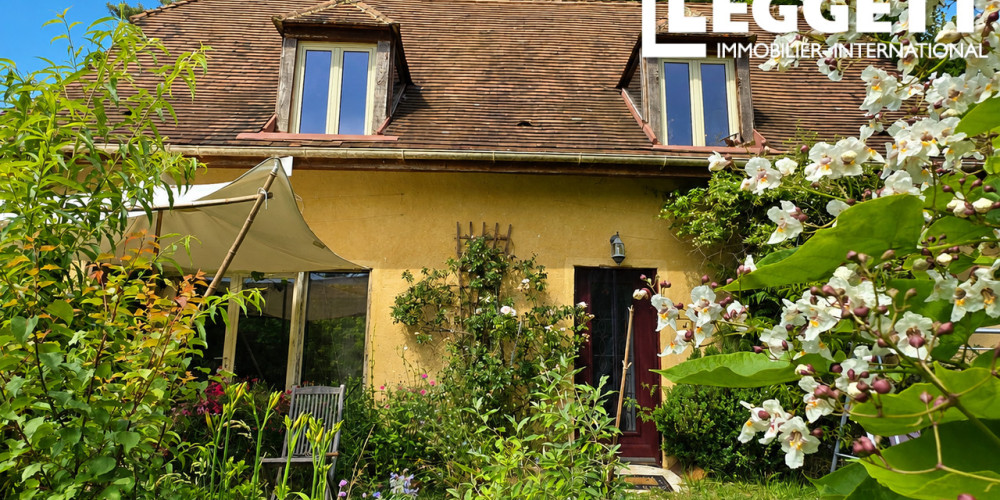 maison à SERGEAC (24290)