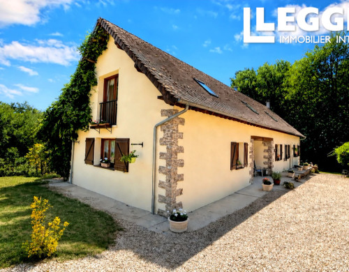 maison  CHAMPNIERS ET REILHAC