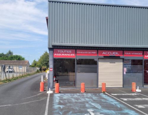 local commercial  BERGERAC
